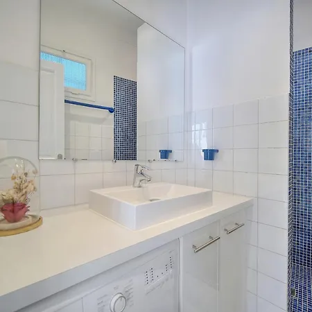 Apartment Joli Studio Vue Mer A0b93 Cannes